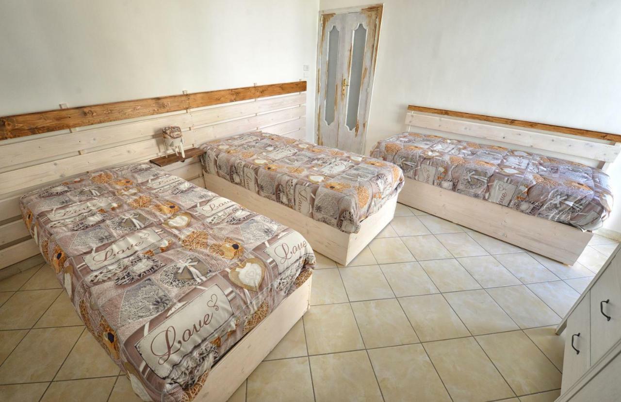 Casa Serena Napels Buitenkant foto